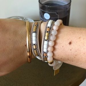 Set of 3 fashion bracelets